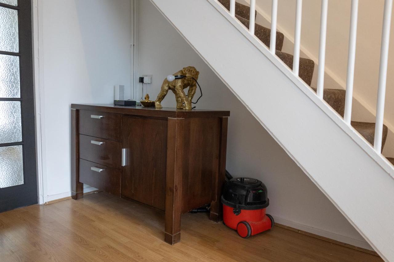 London - 4 Bed - Sleeps 8 - Garden - Pet Friendly Vila Exterior foto
