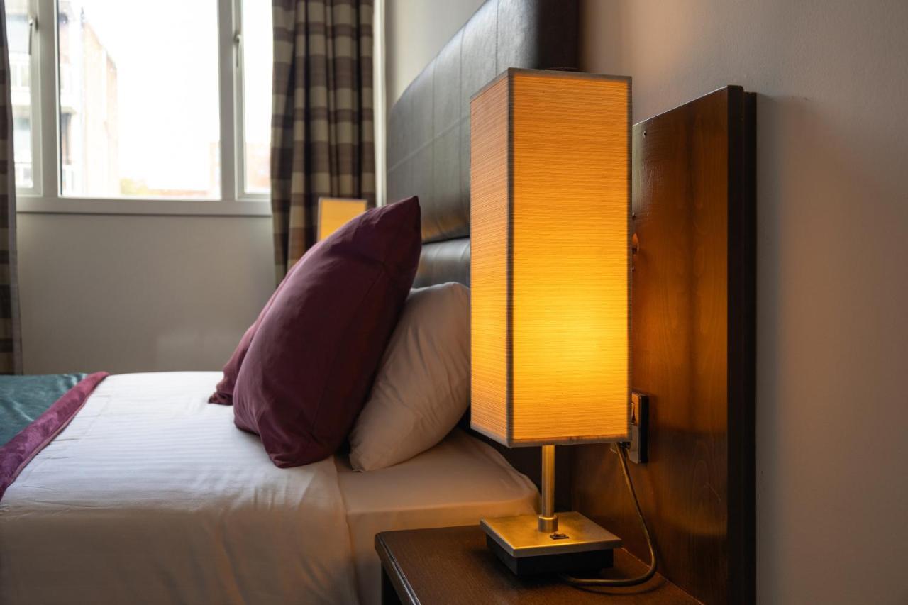 London - 4 Bed - Sleeps 8 - Garden - Pet Friendly Vila Exterior foto